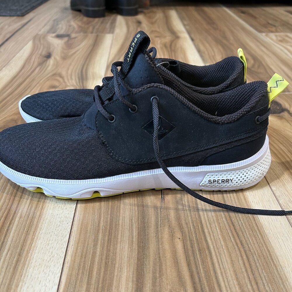 Sperry Fathom Sneaker
